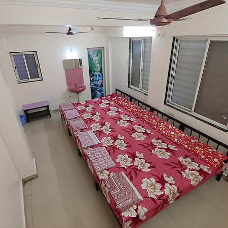 Ambai Guest House Kolhapur Buitenkant foto