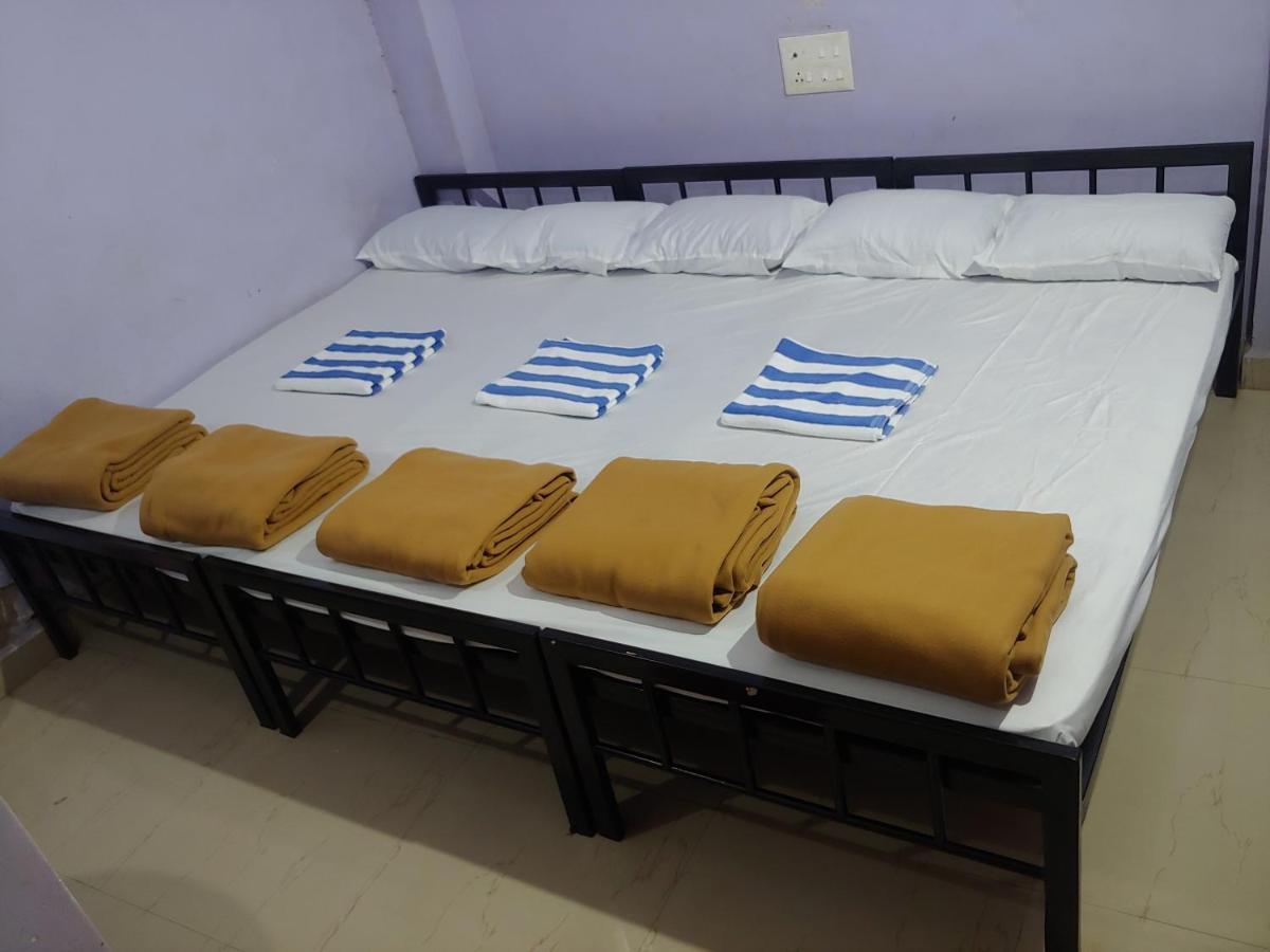 Ambai Guest House Kolhapur Buitenkant foto