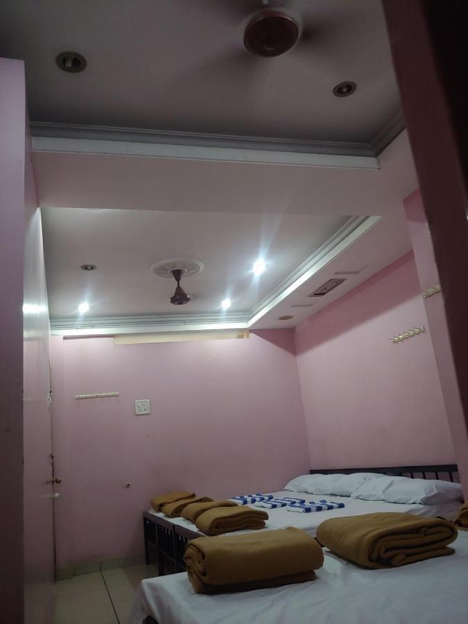 Ambai Guest House Kolhapur Buitenkant foto