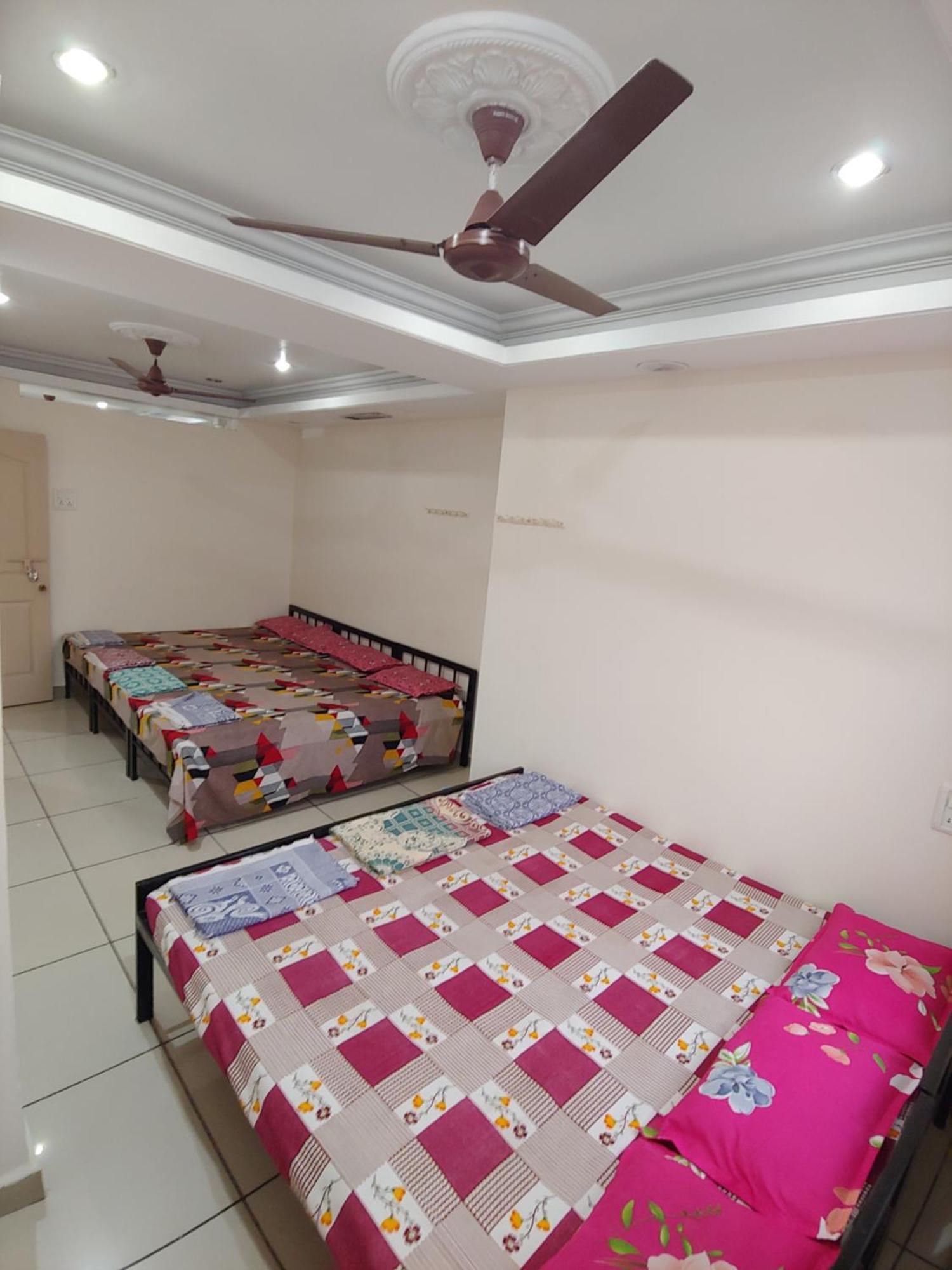 Ambai Guest House Kolhapur Buitenkant foto