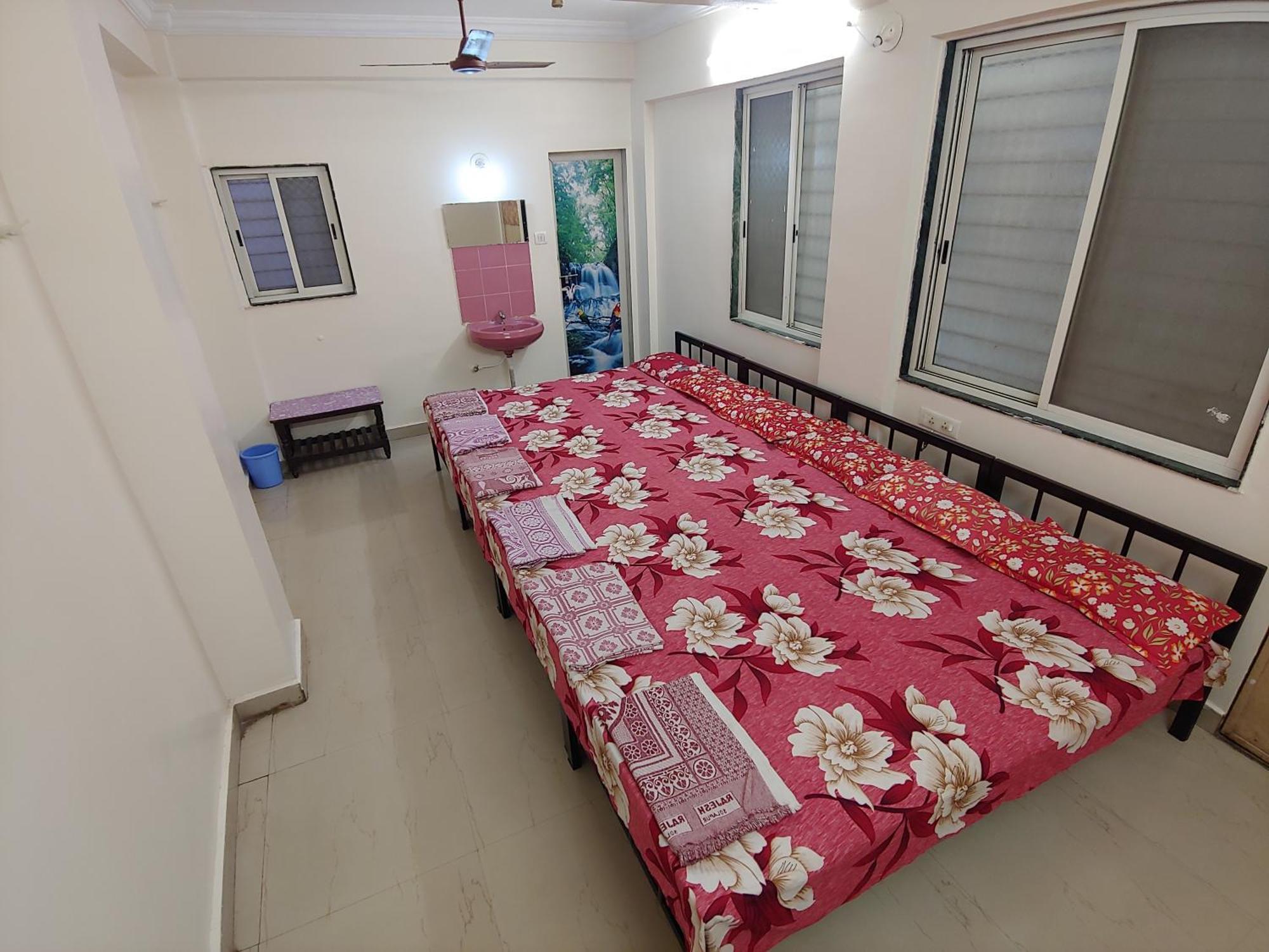Ambai Guest House Kolhapur Buitenkant foto