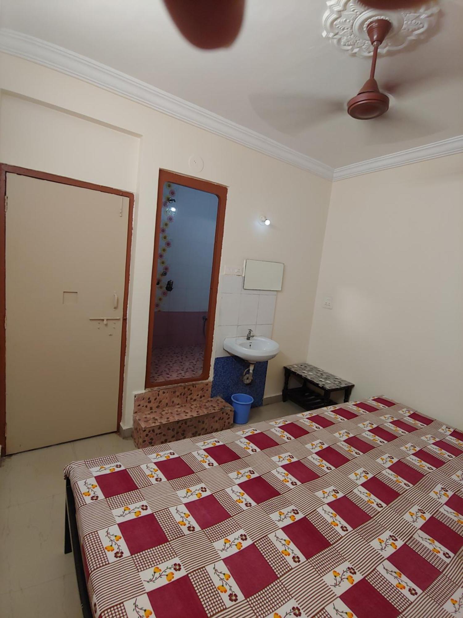 Ambai Guest House Kolhapur Buitenkant foto